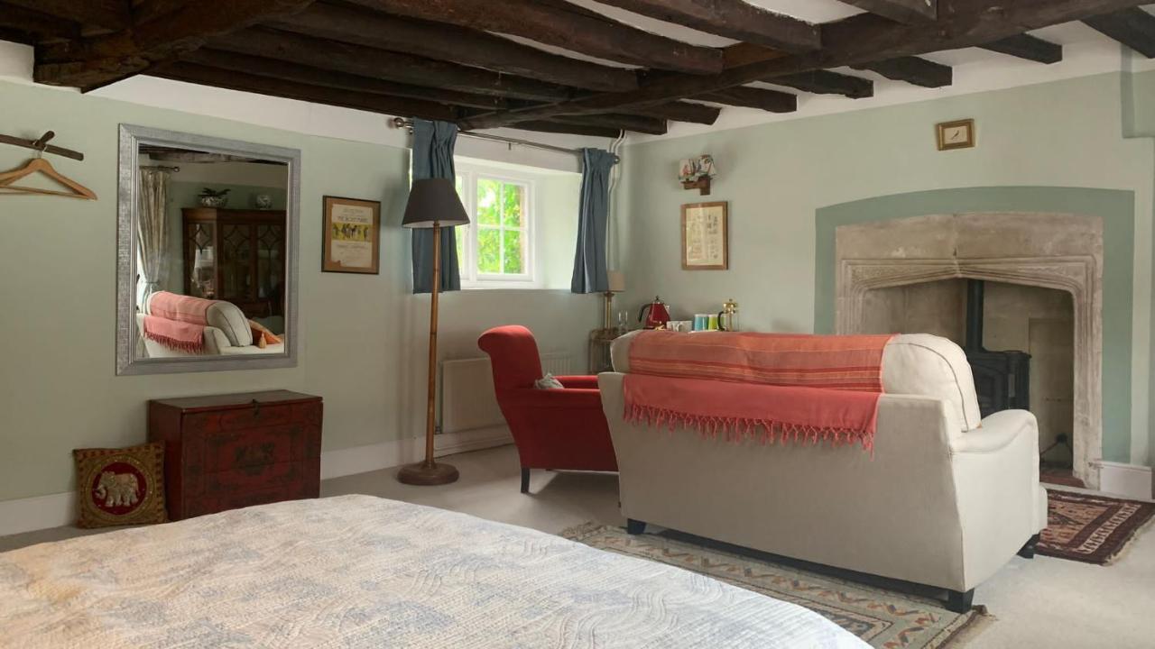 The Totnes Guest House. Upstairs At Zappa'S Екстер'єр фото